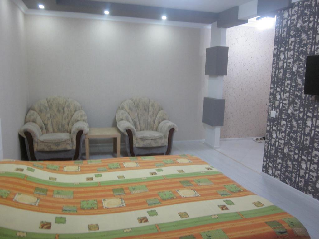 Apartamenti Posutocino Apartment Белци Екстериор снимка